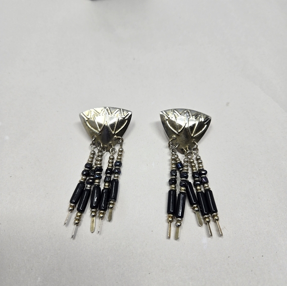 Vintage Silver Tone Arrow Design Dangle Beaded Earrings Southwestern Cowgirl - Picture 3 of 6